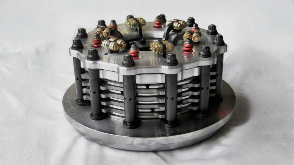 Slipper Clutch Rebuilding for High-Performance Semi-Truck Racing Transmissions